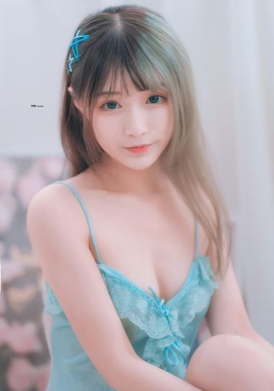 我的善良的嫂子_十万网红美女美酱