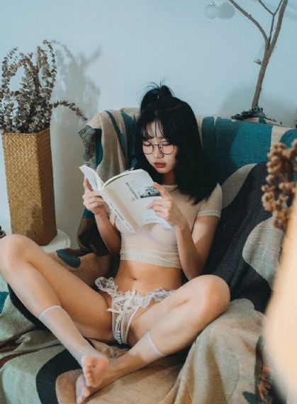 作家的谎言在线_高清神马影院手机在线