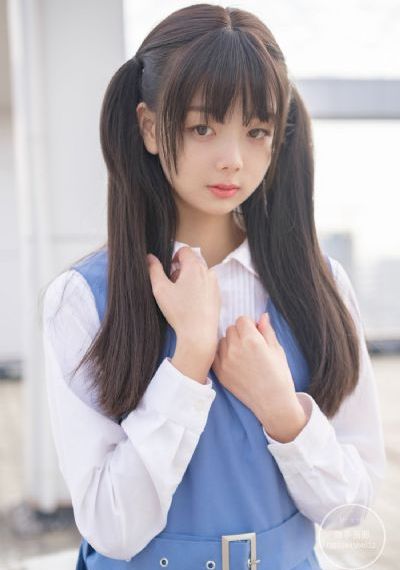大胸女大学生在线_DVD免费高清观看