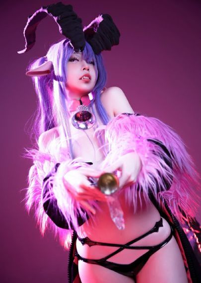 女同恋网18无删减_720手机在线观看