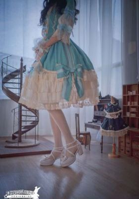 恶之花电视剧在线观看_BD英语在线手机播放